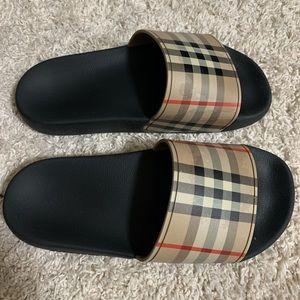 Burberry slide sandals